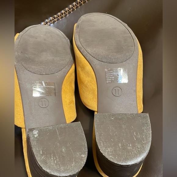 Yellow Sandals Slide Mule - Picture 8 of 12